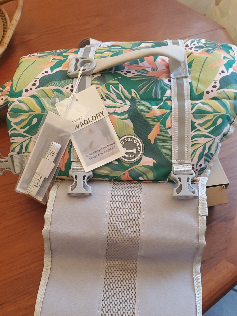 VIVAGLORY DOG LIFEJACKET-NWT